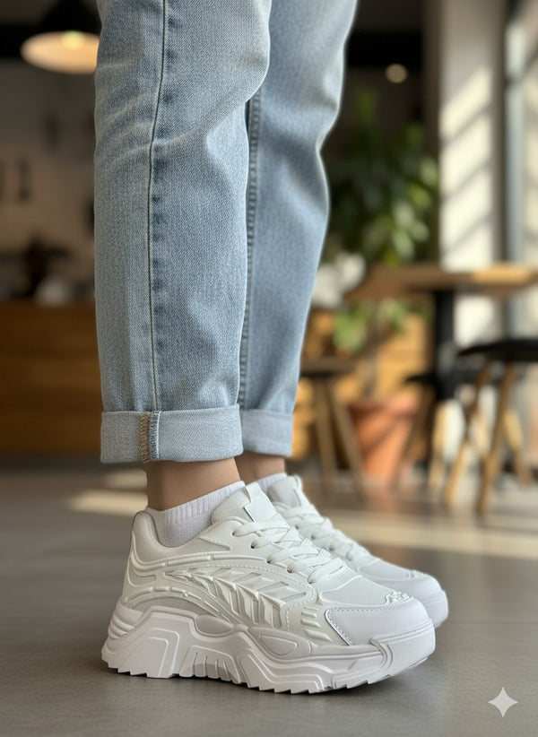 Fashion Sneaker For Women L-525