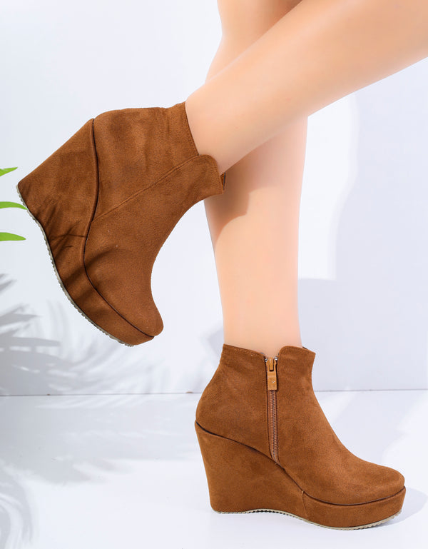 Suede Heel Boot BW-10