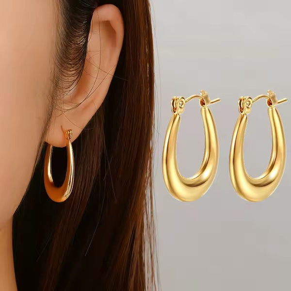 Elegant Oval Gold Hoop Earrings - EA-11