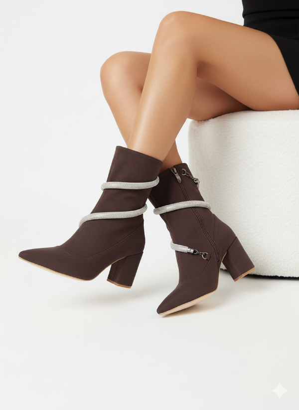 Mid-heel boots with white belts wrap around it B-43