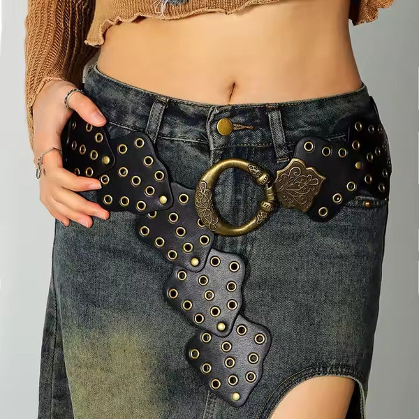 Belt decorated with elegant metal rings T-21