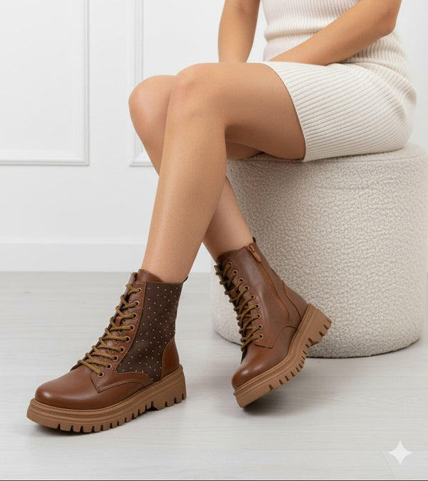 Boots made of luxurious Spanish leather with diamonds on the side – B-50