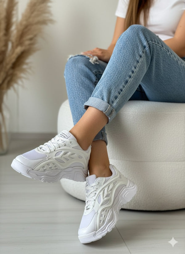 Fashion Sneaker For Women L-546