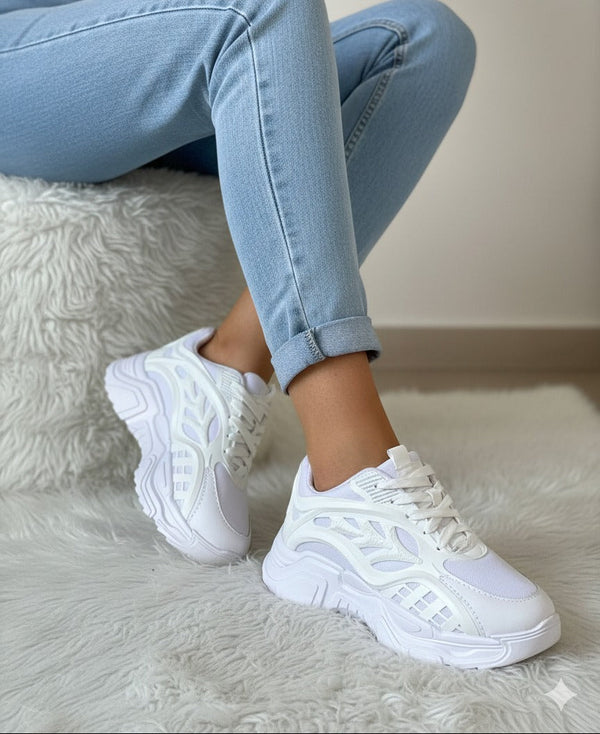 حذاء رياضي عصري للنساء L-546